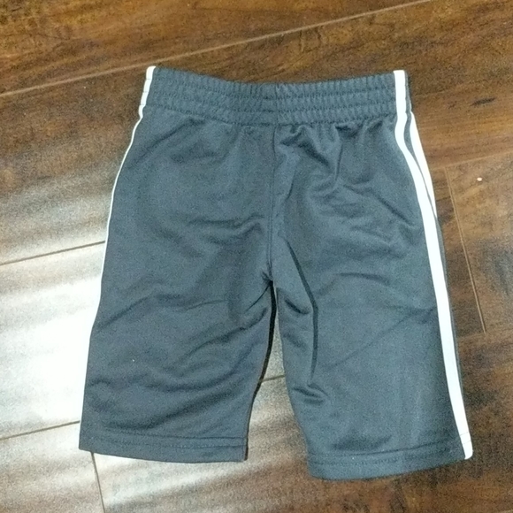 Adidas pants - Picture 2 of 2